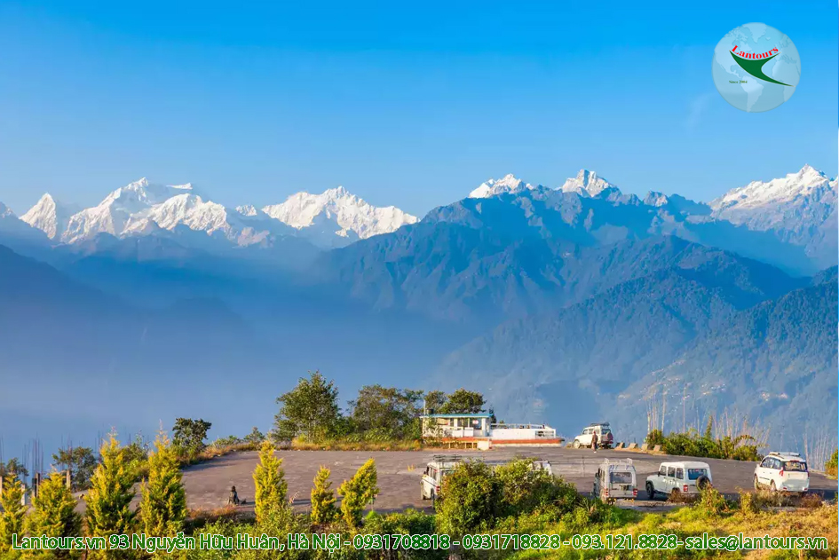 siikim Kangchenjunga view